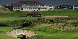 Cruden Bay - 6th & Clubhouse