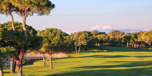 Titanic Golf Club - Image 10